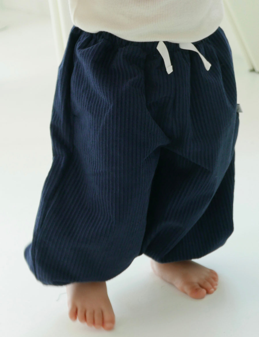 ブリドゥーパンツ